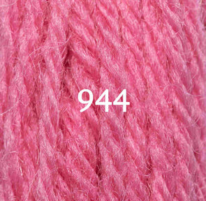 944 - Appleton’s Wool Skein