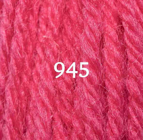 945 - Appleton’s Wool Skein