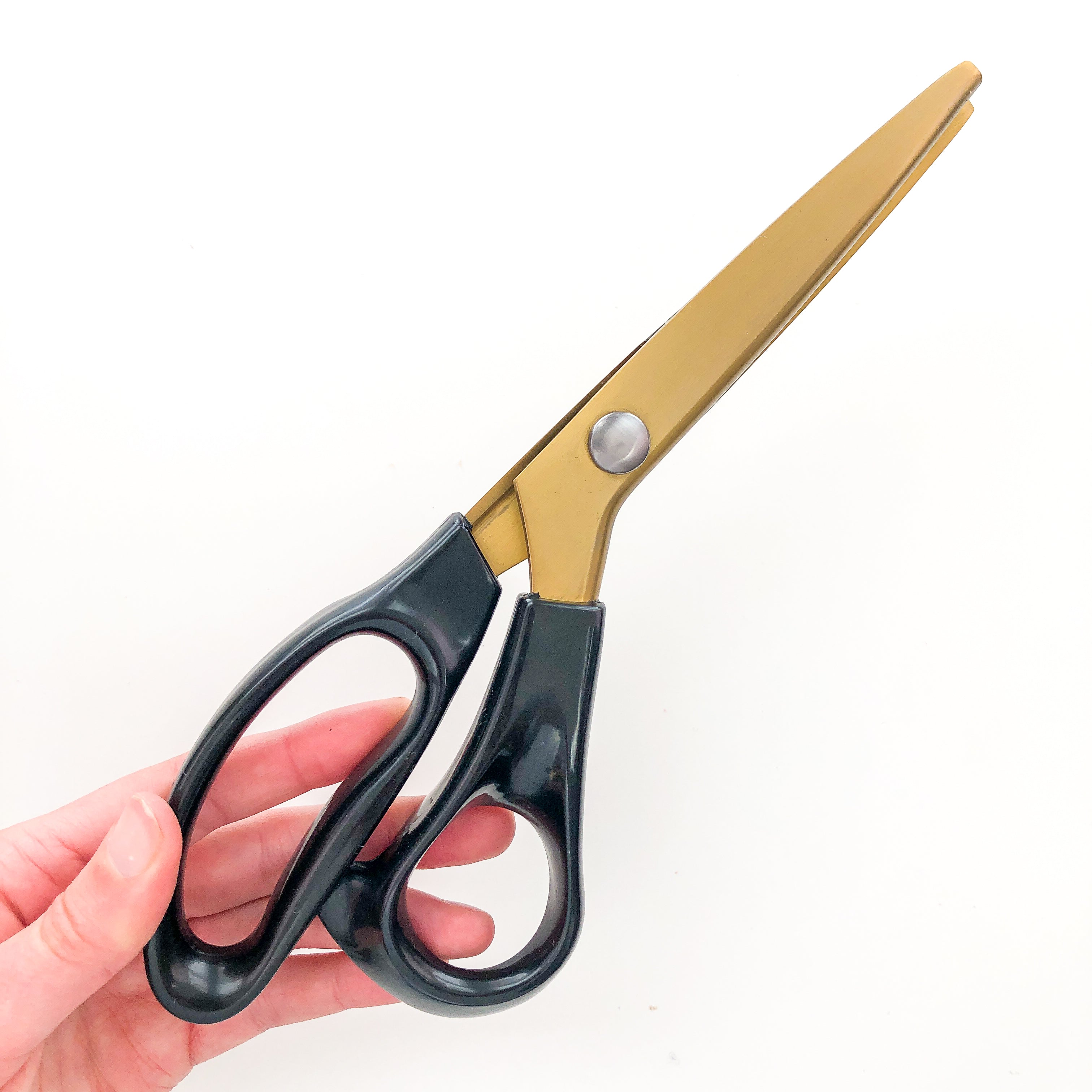 3 Claveles Fashion Designer Shears - 8 Inch Professional Sewing Scissors, Nickel Finish